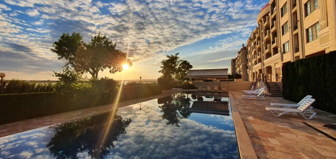 Gardenia Beach Palace Aparthotel 帕莫瑞